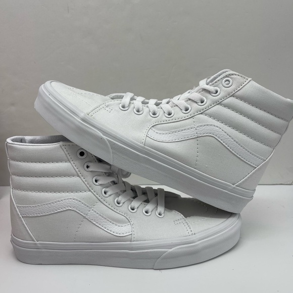 Vans Other - Vans Men’s Sk8-Hi Sneakers
True White
VN000D5IW00
Lifestyle, Original Icon, Canv